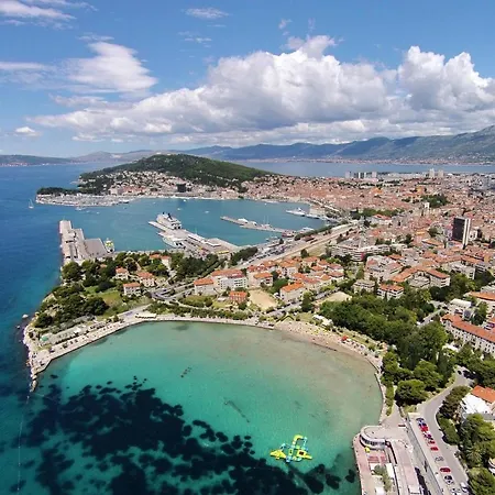 With Parking Space - 22101 شقة سبليت