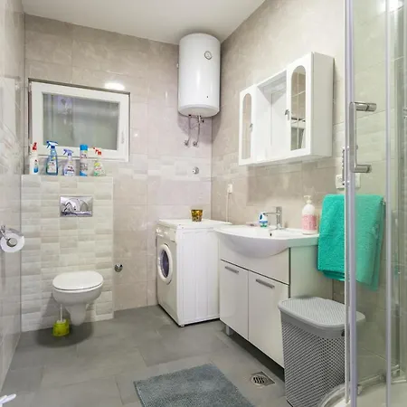 With Parking Space - 22101 Apartment *